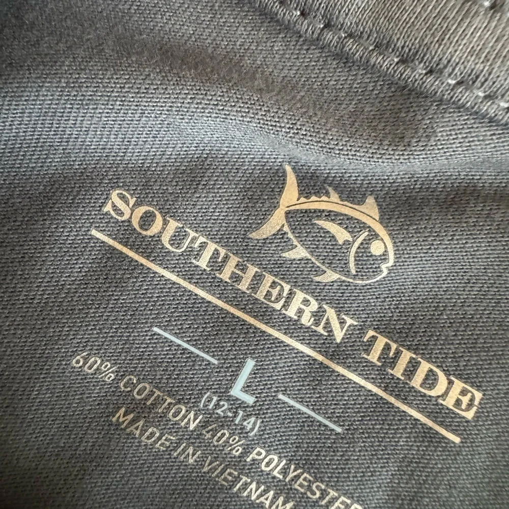Southern Tide Men's Blue Long Sleeve Tee with Graphic size large